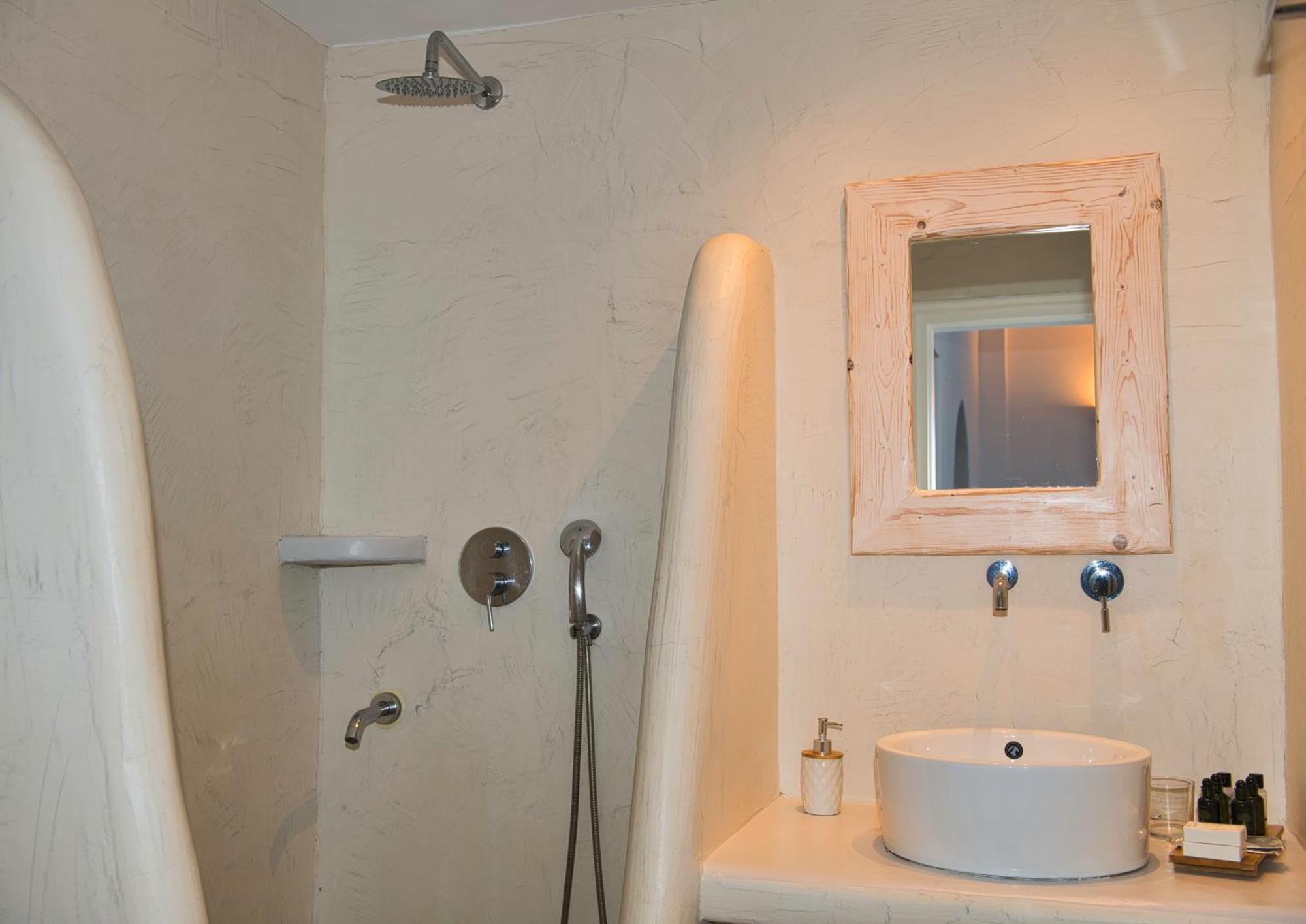 The Last Sunbeam - Adults Only 3* Firá